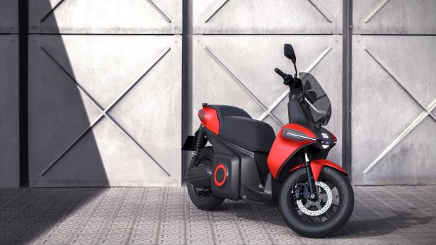 seat-creates-a-business-unit-to-promote-urban-mobility-and-presents-its-e-scooter-concept-_03_hq.jpg